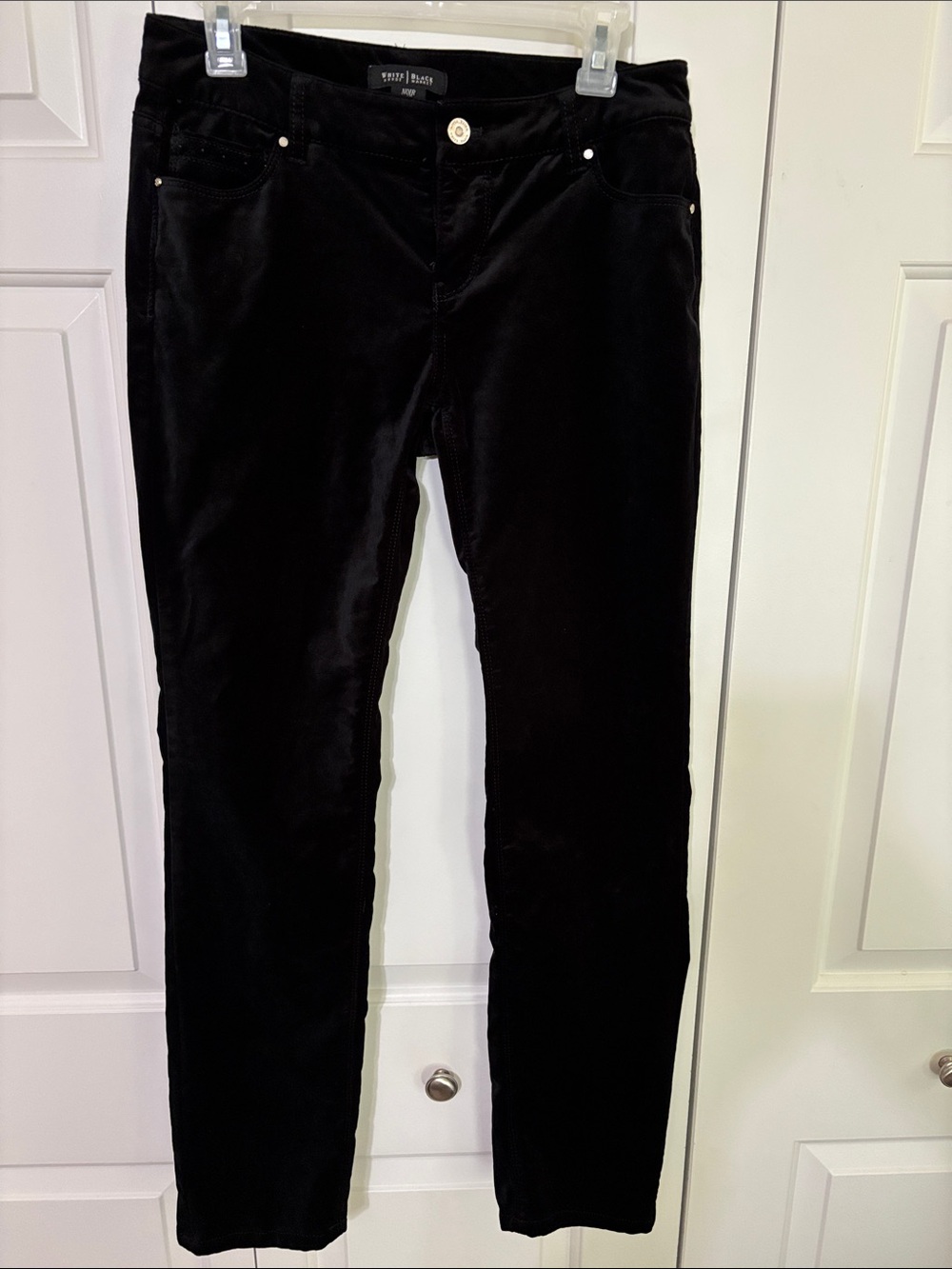 White House Black Market Black Slim Leg Velvet Pants Size 4